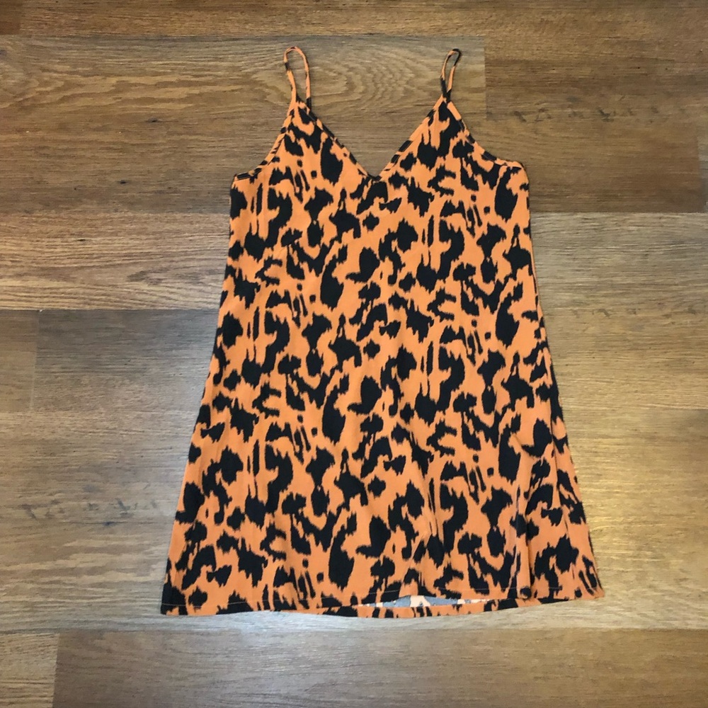 Cheetah print flowy dress